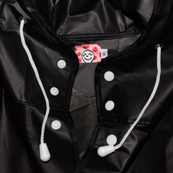 Star Team Raincoat - Picture 3 of 8